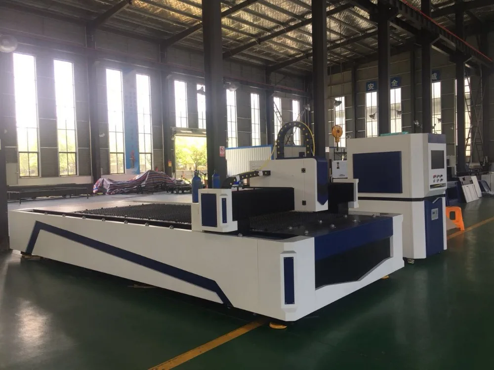CNC fiber metal laser cutter/ laser cutting machine price