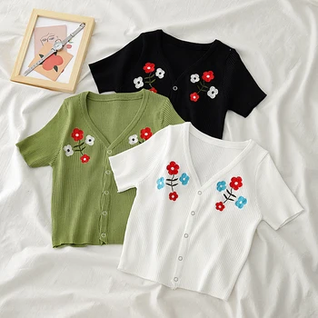 

Will restore ancient ways small flower v-neck sweater embroidery of cultivate one's morality show thin short short sleeve T-shir