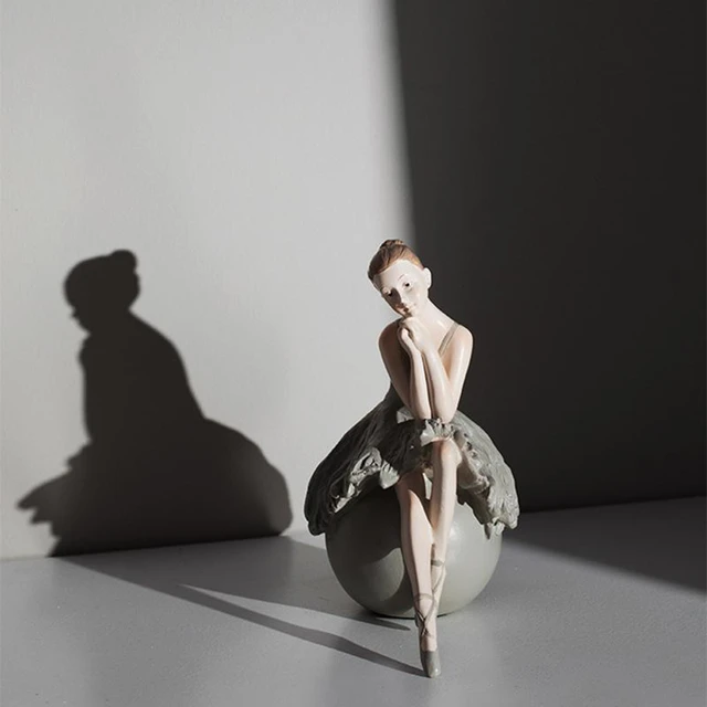 Resin Elegant Figurine Ballerina Ballet Dancer Desktop Ornament Statue H