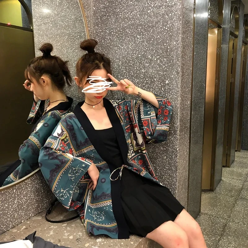 

Fashion Retro Ethnic Style Blouses Japanese Kimonos Women Cardigan Casual Loose Shirts Harajuku Yukata Robe Beach Tops Coats
