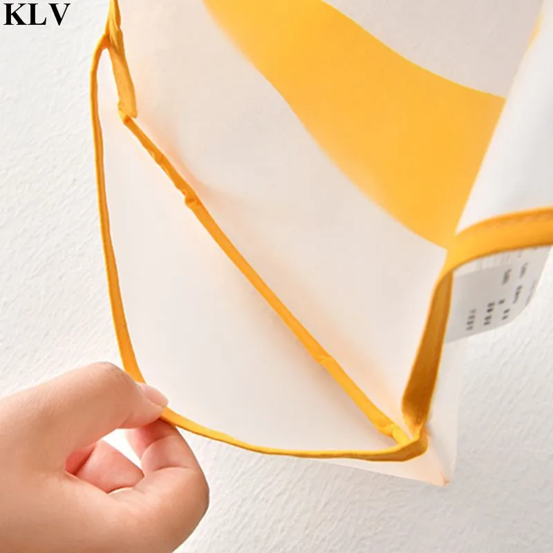 KLV 2 шт./компл. новая одежда для детей с длинным рукавом свободное Водонепроницаемый анти под высоким давлением стерео детские едят кормления Bib Комплект, размер от 6 до 24 месяцев
