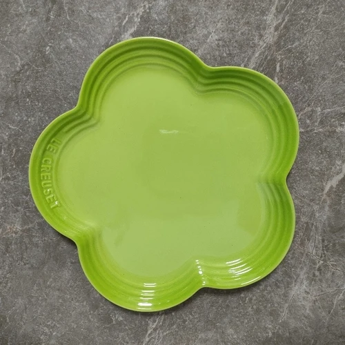 Palm green