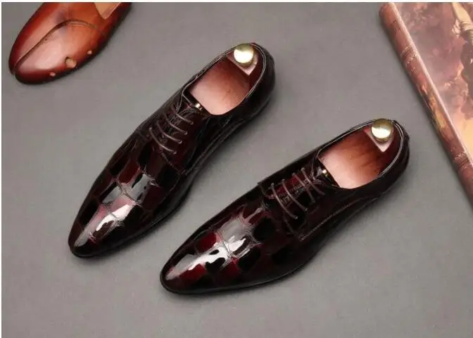 

Men Dress shoes lace up casual low heel shoes genuine leather alligator print plaid pointed toes dark blue breathable shoe