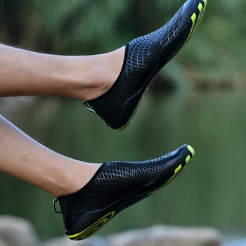 

Summer Water Shoes Men Beach Sandals Upstream Aqua Shoes Man Quick Dry River Sea Slippers Diving Swimming Socks Tenis Masculino