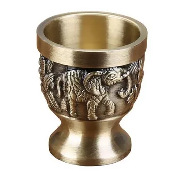 

1PCS Russia Vintage European Style Bronze White Wine Cup Carving Creative Pattern Personalized Household Furnishing Articles