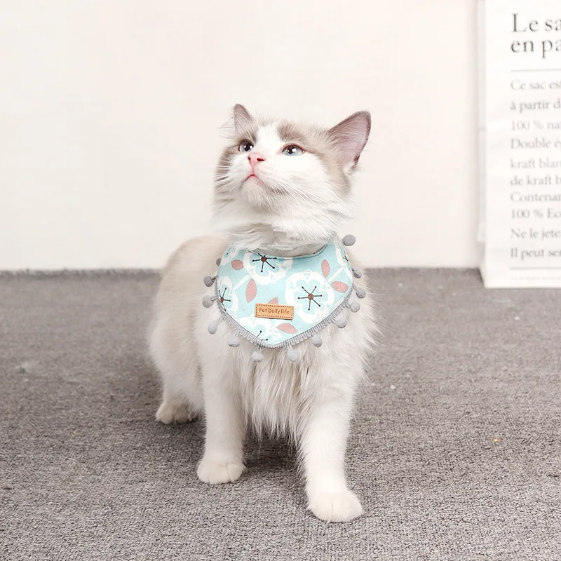 

Pet's Saliva Towel Dog Cat Scarf Teddy Bichon Triangular Binder Small Dogs Bandana