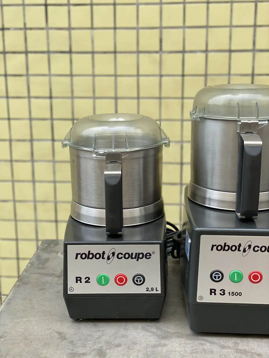 

France Food Smashes Appliance Food Mixers Processors and Blenders Homehold-use R3-1500 3.7L Used