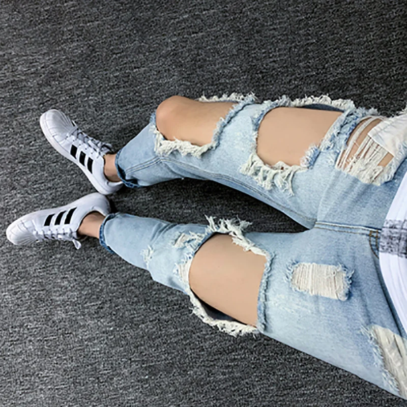 Summer big hole big size jeans male nine points jeans male trend Korean version scraped 9 points broken pants Summer big hole big size jeans male nine points jeans male trend Korean version scraped 9 points broken pants