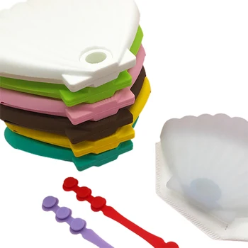 

2020 New Mask Storage Box Organizer Face Cover Masks Case Portable Mouth Mask Silicone Keeper Clip Case Storing Mask