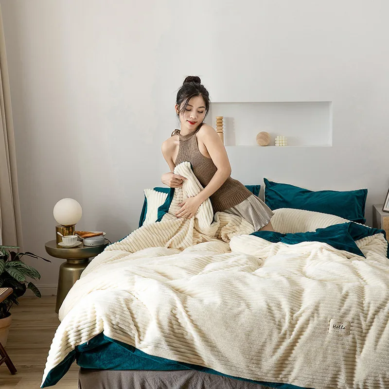 12354256469_1584077959