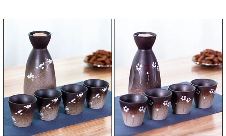 Title 4, Vintage seramik sake potası ve kase seti, Japon...