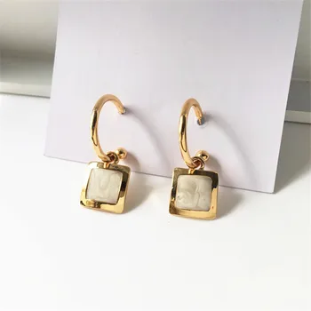 

Fashion Simple Geometric Square Earring Female Temperament C Shape Trend Golden Trendy Stud Earrings for Women Popular Jewelry