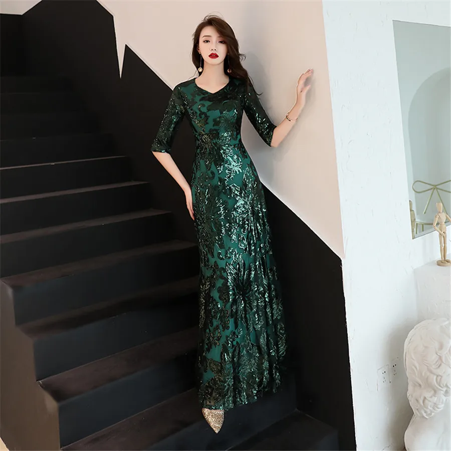 It's Yiiya Evening Dresses Long Half Sleeve Gold Sequins Formal Dress For Girls O-neck Plus Size robe de soiree E1402 - Цвет: Зеленый