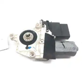 

5P0839402 WINDOW MOTOR REAR RIGHT SEAT TOLEDO (5P2)