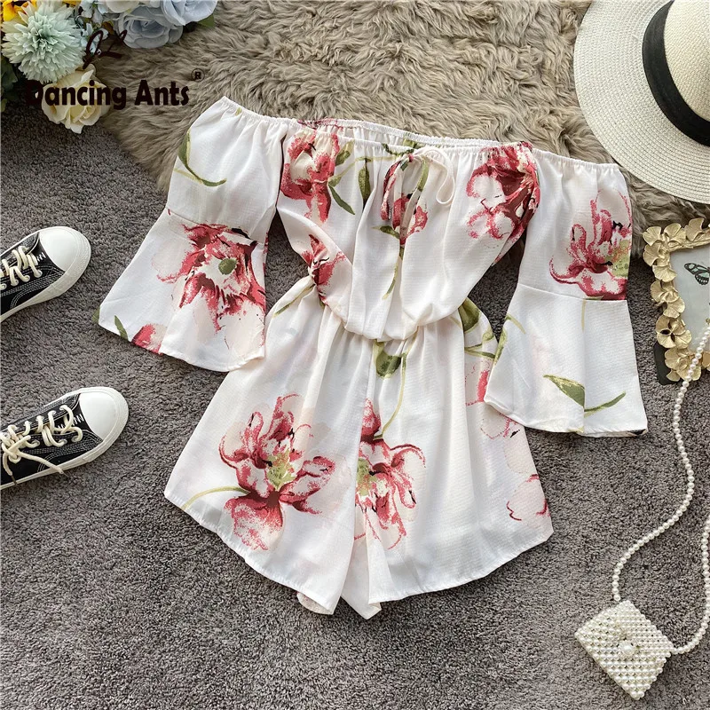 Monos para mujer de manga corta acampanada con cuello barco con hombros descubiertos, mono Sexy, pantalones cortos con estampado Floral, traje de playa para mujer 2020