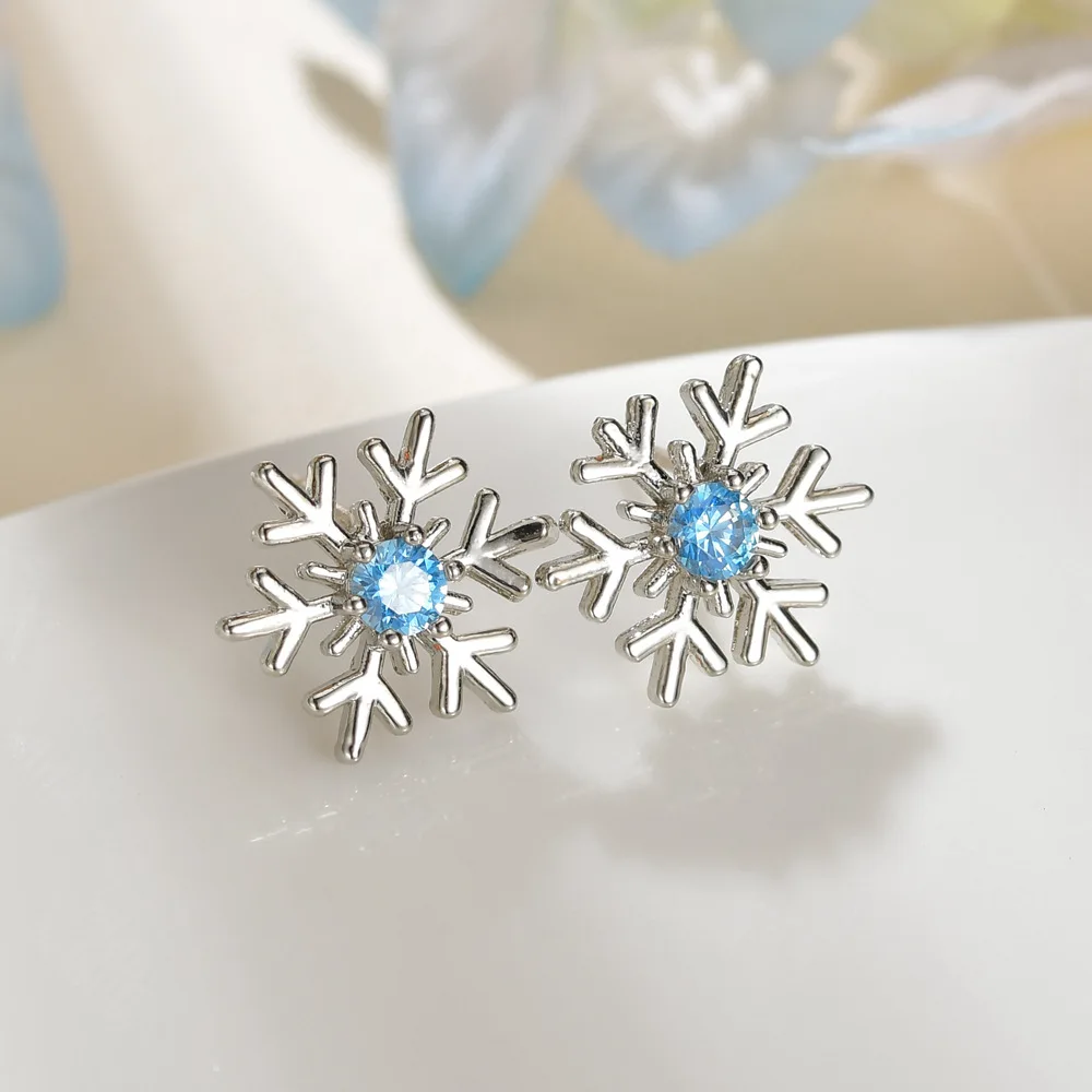 Crystal Zircon Snowflake Stud Earrings 