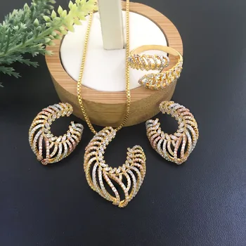 

Lanyika Fashion Jewelry Hollow Olivary Line Micro inlay Necklace Earrings and Ring for Wedding Banquet Luxury Best Gift