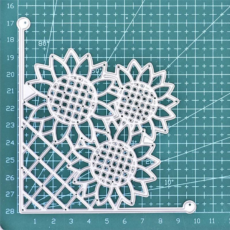 

Eastshape Sunflower Edge Metal Cutting Dies for DIY Scrapbooking Album Decorative Embossing Cards Stencil Craft Template Cut Die