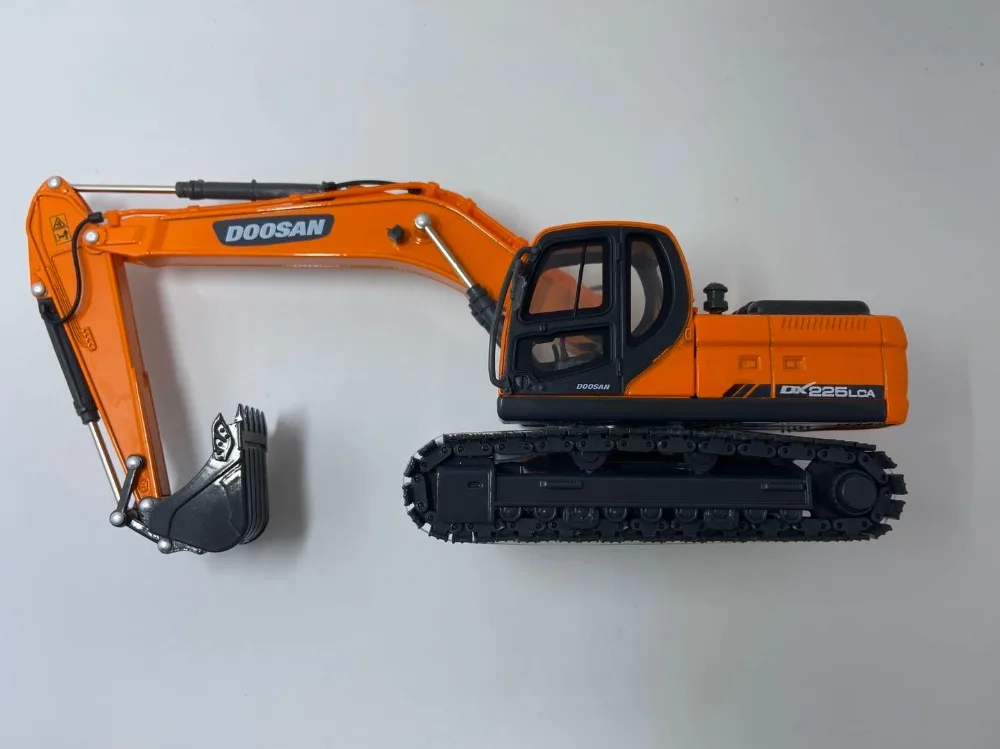 DX225LCA (6)