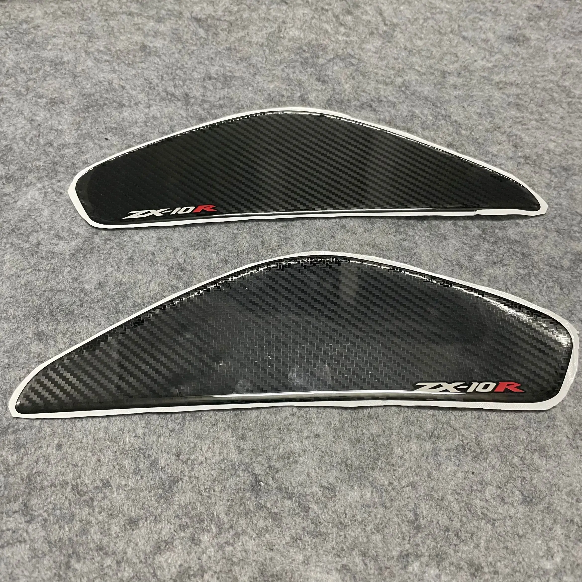 For kawaski ZX10R ZX-10R 2011-2021 Motorcycle Fuel tank Rubber Sticker Protector Sheath Knee Tank pad Grip Decal Anti-slip