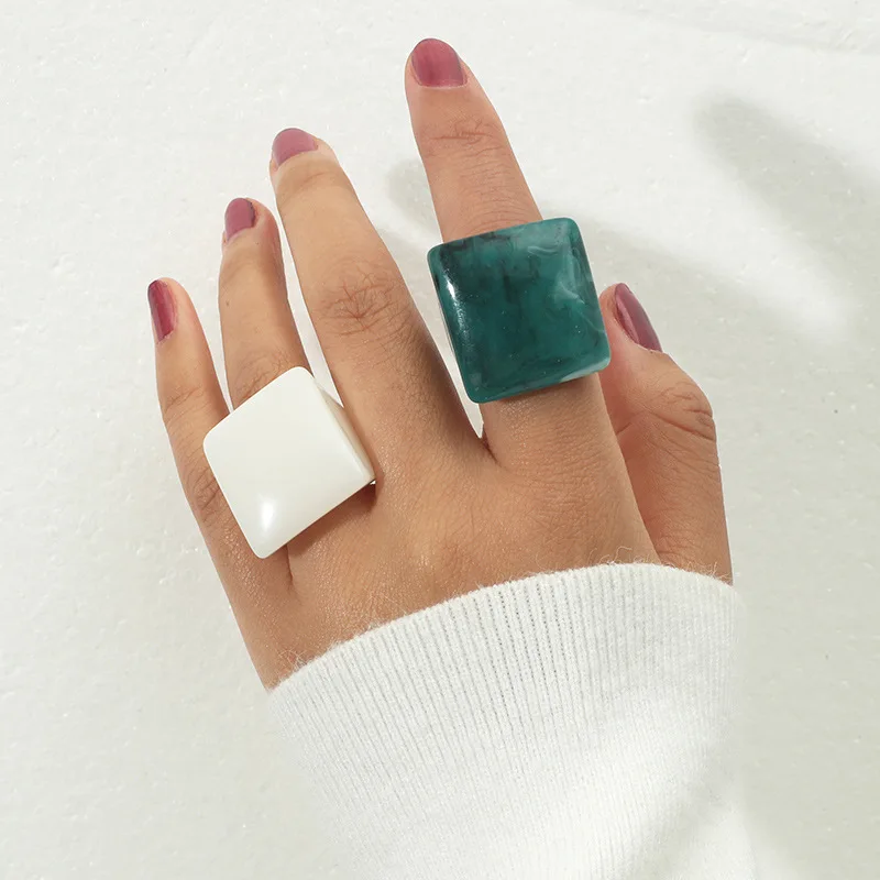 Ring Set Trend Korea White Green Rings For Women Finger Jewelry Acrylic Resin Travel Rings Vintage Fashion Girls Birthday Gifts