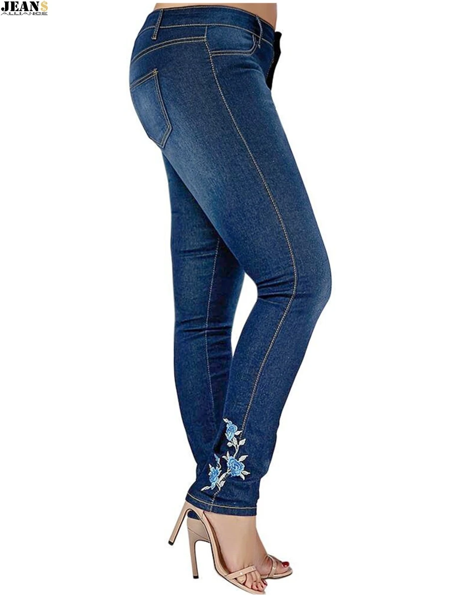 

Female Slim Denim Pants Hole Ripped Rose Pattern Jeans Stretch Embroidered Jeans 5XL plus sizw Slim Pencil Jeans