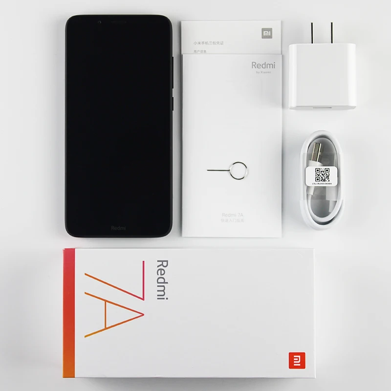 Глобальный Встроенная память Xiaomi Redmi 7A 7 32 Гб Встроенная память 3 Гб оперативной памяти, Оперативная память смартфон 4000 мА/ч, Батарея 5,4" Snapdargon 439 Octa Core 13MP Камера