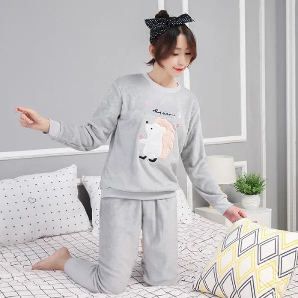 R B ci wei hui winter pyjamas Women Warm Flannel Pajama Set Thicken Girl Print pijama Long Sleeve Coral fleece Sleepwear Suit Women Nightshirt - Цвет: R B ci wei hui