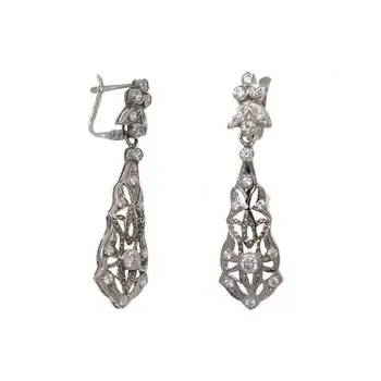 

Earrings in Elizabethan or vintage style white gold