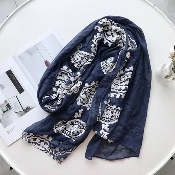 

New style cotton material Beach Shawl Women autumn and winter cotton Print silk scarf lady Fashion matching Flower quality scarf