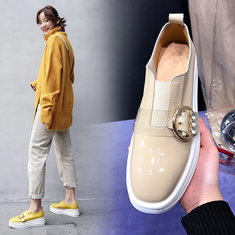 

2019 Spring New Style Square Head Platform Thick Bottomed Slanted Heel Yellow Patent Leather Shoes Belt Buckle Casual WOMEN'S Sh