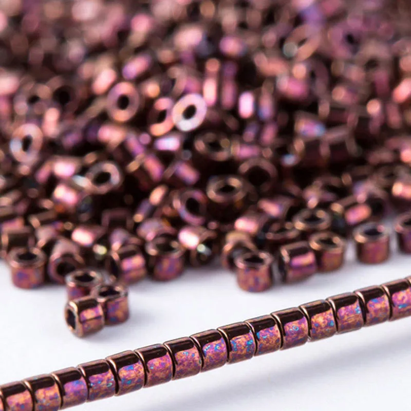 Taidian DB40 Медь покрытием Miyuki металлик Seedbeads для рождественское платье аксессуары 1/3 г/лот 1,6x1,3 мм