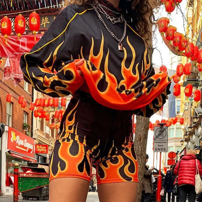 2019 Casual Printed Basic Women Streetwear Flaming Fire Graphic O Neck Long Sleeve Crop Top Party Club Sweatshirt |