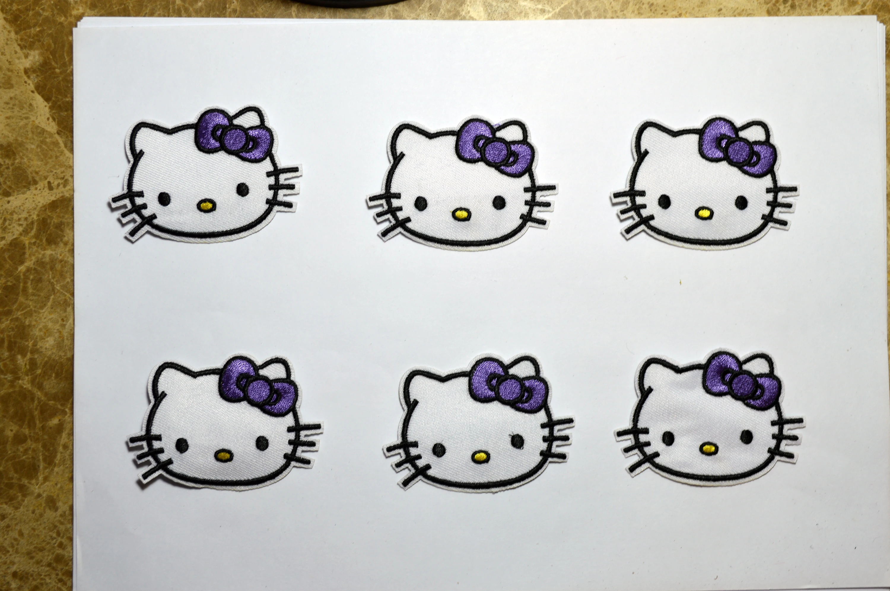 

100x Kids Cartoon Funny Cat purple butterfly tie Embroidered Patches Iron On Patch T shirt Jacket Jeans Encanto ワッペン ≈7.2*5 cm