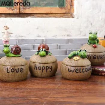 

Creative Gift Resin Ashtray with Cover Round Portable Personality Ashtray with Lids Cartoon Frog Pastoral Gifts for Boyfriend