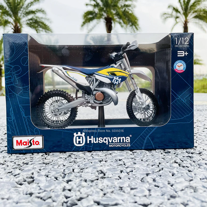 Modello Moto Husqvarna FE 501 In Scala 1:12 - Colori Blu E Bianco, Per Appassionati E Collezionisti - Foto 9