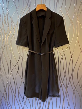 

2020 Spring and Summer New Women's Lapel Solid Color Decorative Buckle Waist Hugging Short Sleeve Jumpsuit Casual 613
