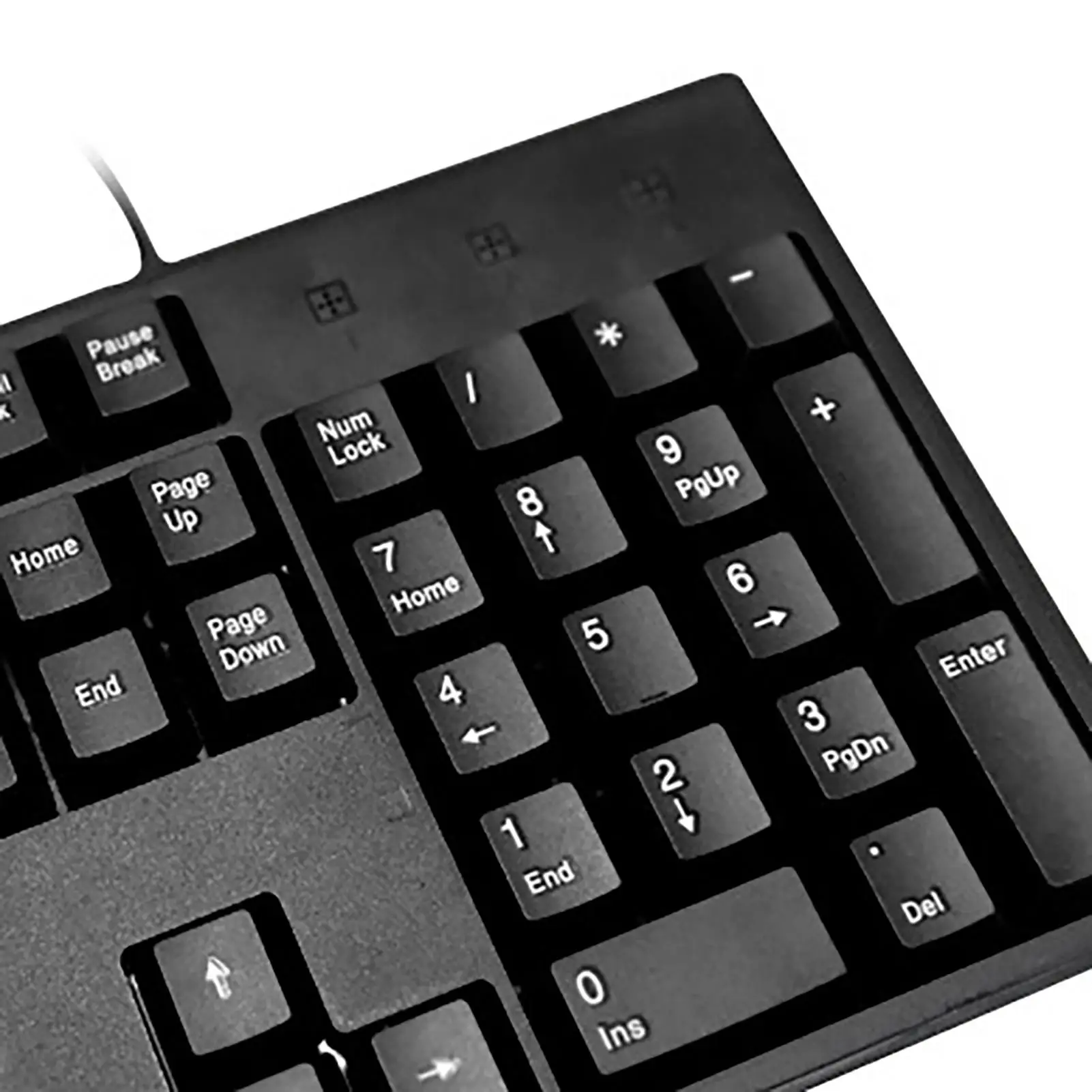 

104 Keys Keys Keyboard Waterproof Wear-resistant USB Wired Keyboard Computer/Laptop Accessory for gaming and work