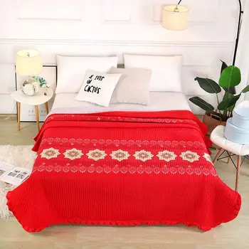 

Big red blanket Bed cover Cheap Bedspread Warm soft Quilt/Sheet bedding sets Lotus leaf edge Home textile Bed cover Duvet Cover