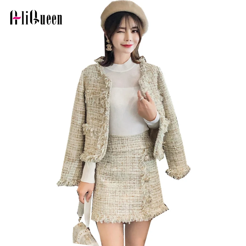 

Two Piece Set 2019 Winter Tweed Jacket and Gold Button Skirt Suit Set Long Sleeve Fringed Tassel Woolen Jacket Elegant Women Set