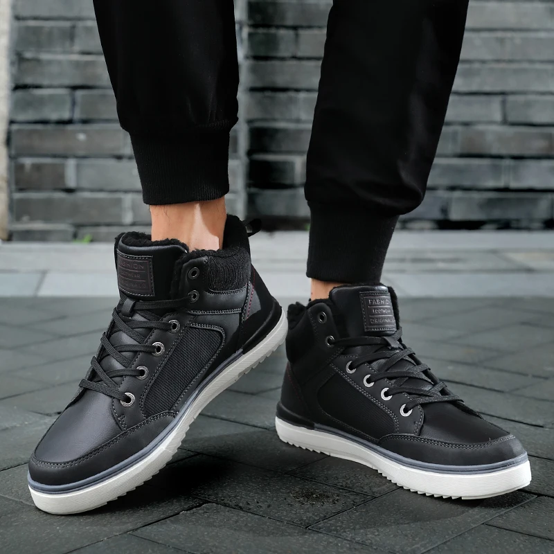 Зимние ботинки на меху мужские ботинки новинка, Мужская Рабочая теплая обувь с хлопчатобумажными стельками больших размеров кроссовки из мягкой кожи