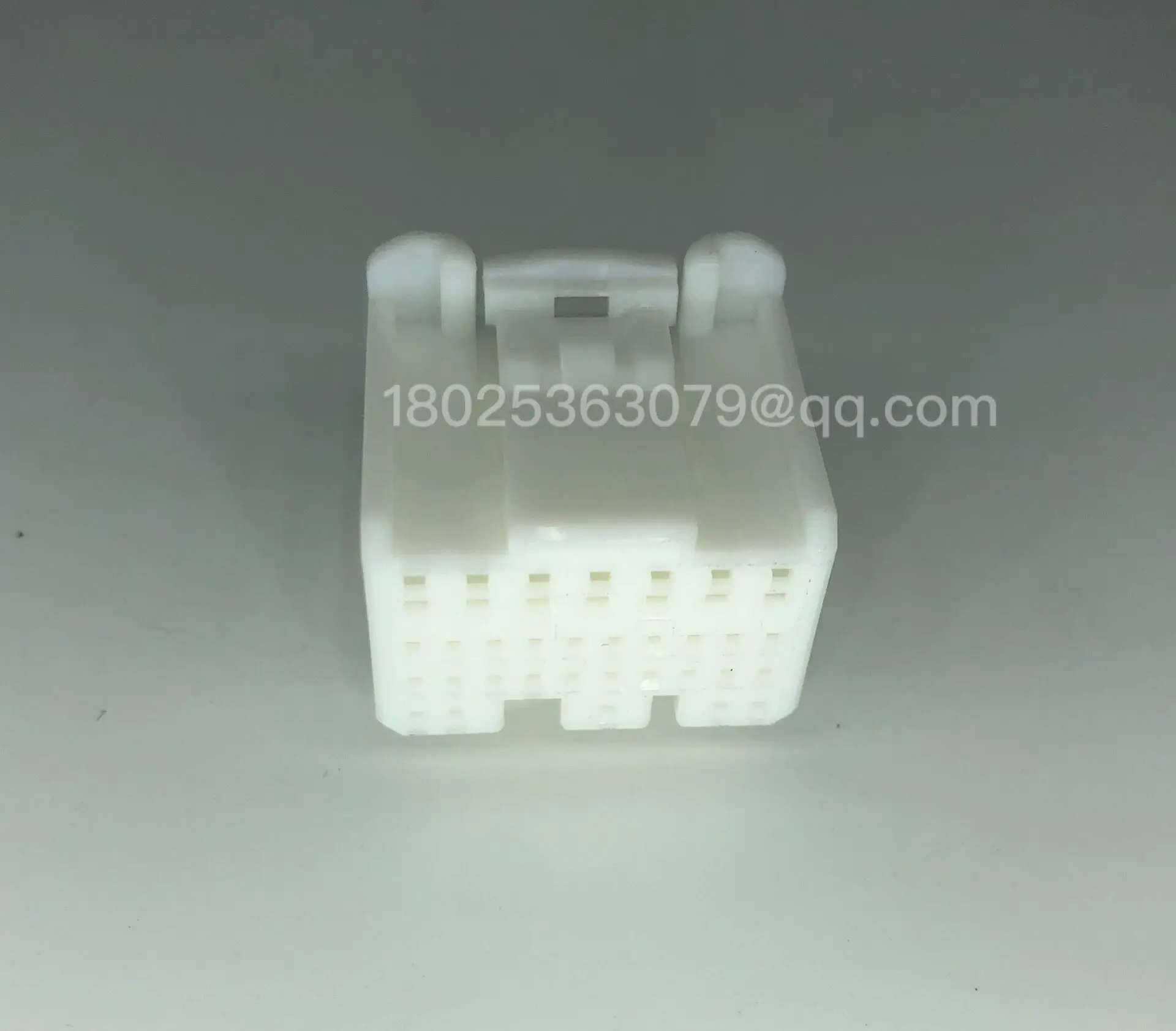 1123339-1 Original Wiring harnesses and electrical components