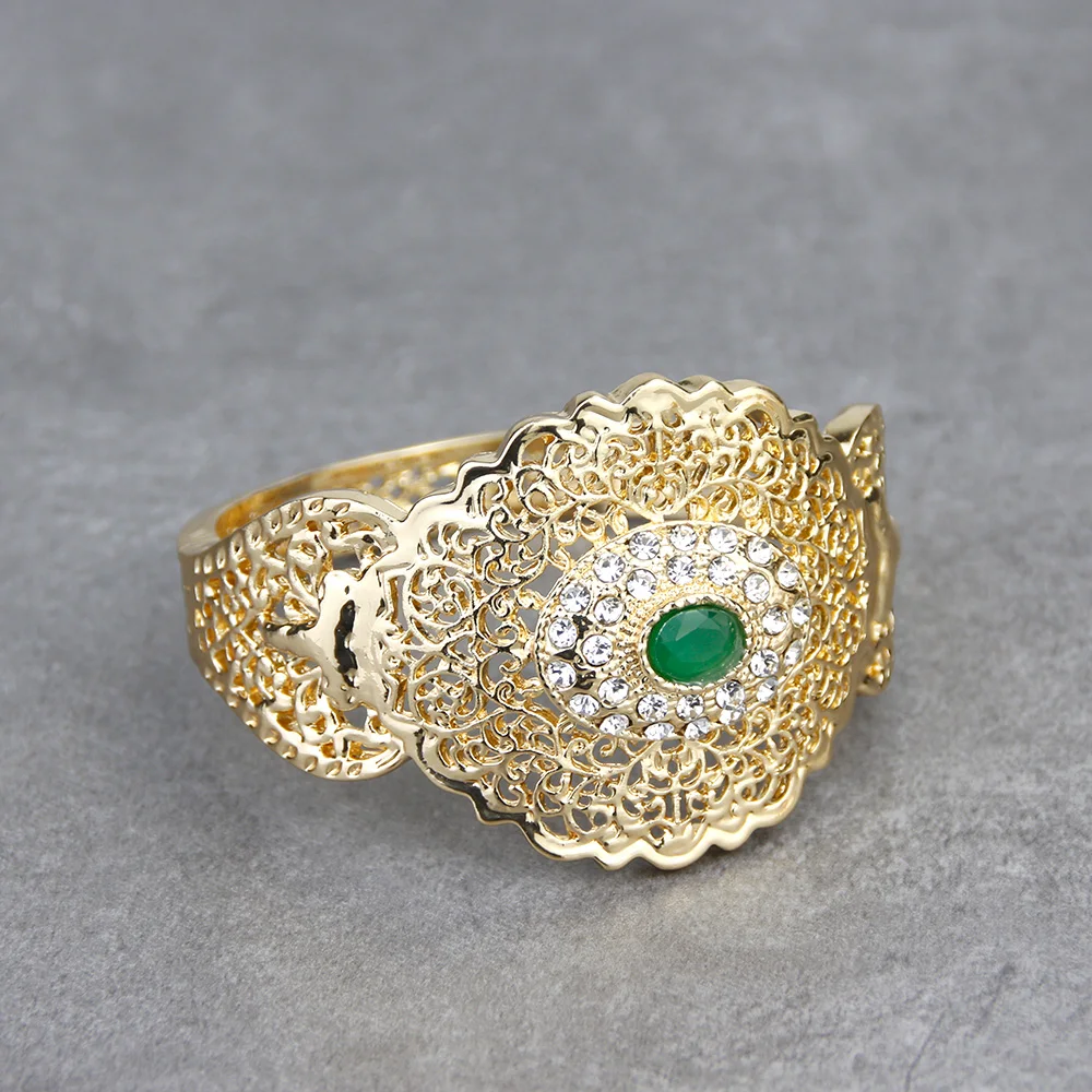 Sunspicems Chic Arab Bangle Cuff Bracelet for Women Gold Color Algerian Wedding Jewelry Hollow Metal Arabesque Dubai Bride Gift bangle bracelet
