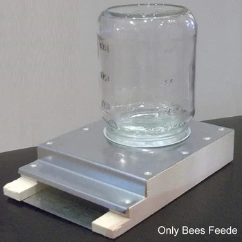 

Practical Pet Supplies Easy Install Patio Outdoor Garden Winter Survival Multifunction Portable Beekeeping Tools Bees Feeder