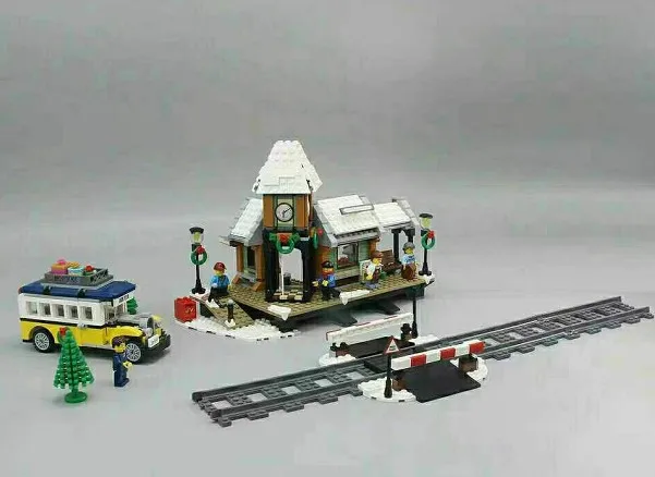 DHL LP 36011 создатель зимний праздник деревенская станция фигурка строительные блоки детские игрушки совместимы с 10259
