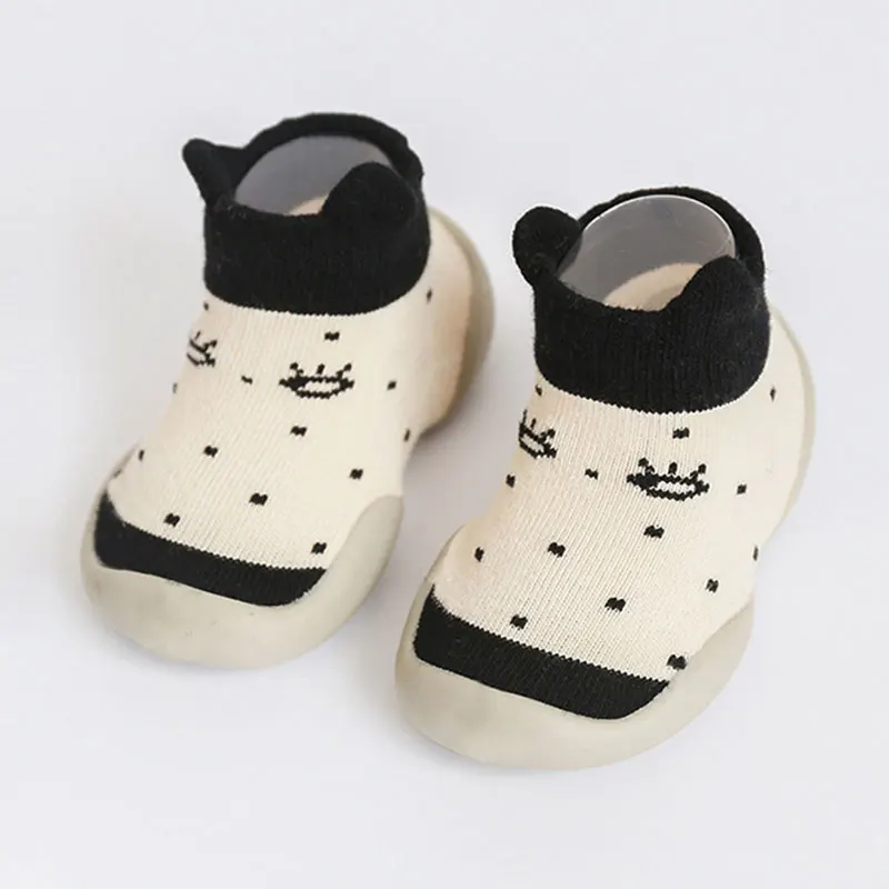 Новая весенне-осенняя нескользящая обувь для малышей с героями мультфильмов детские носки-тапочки с резиновой подошвой кружевные детские носки для малышей - Цвет: 1