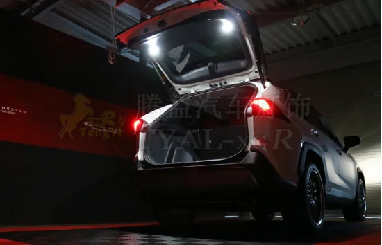 XGR задний багажник лампы дополнительные багажные сапоги свет для RAV4 переключатель белого цвета