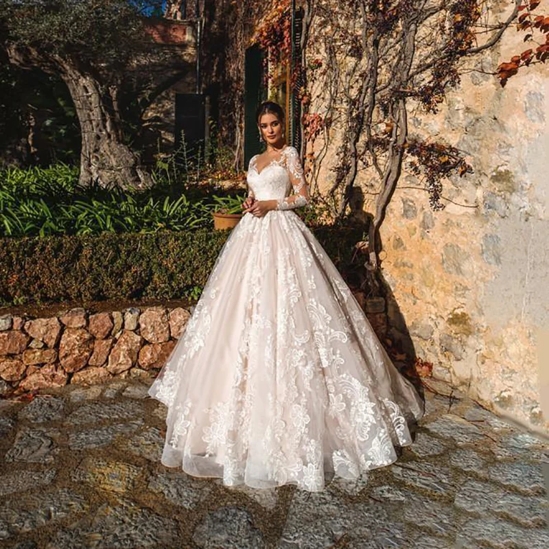 Luxury A Line Wedding Dresses V neck Lace Appliques Illusion Long Sleeves Wedding Dress