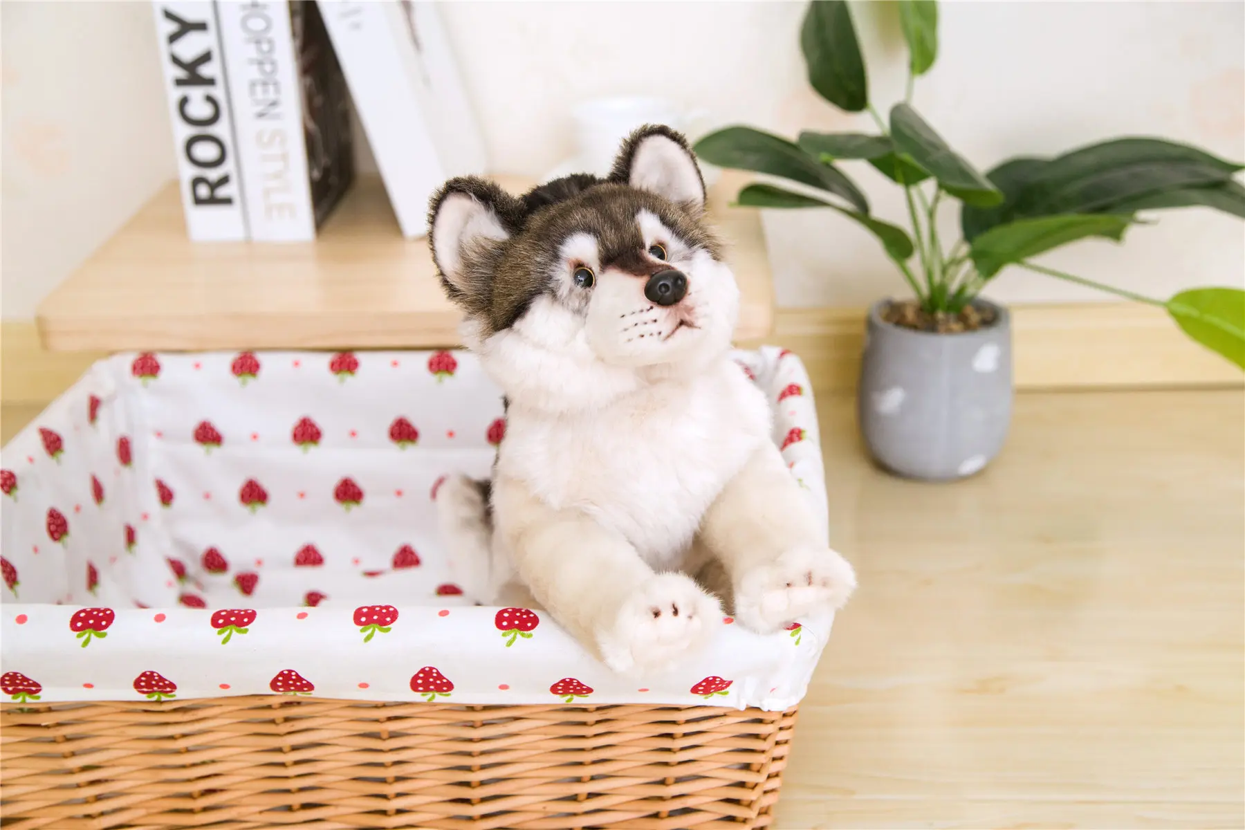 Like Real Plush Dogs Stuffed Fuzzy Baby Doggys Sitting Mastiff Wolf Maltese Dogs Props Decor Plushie Home Office 26cm