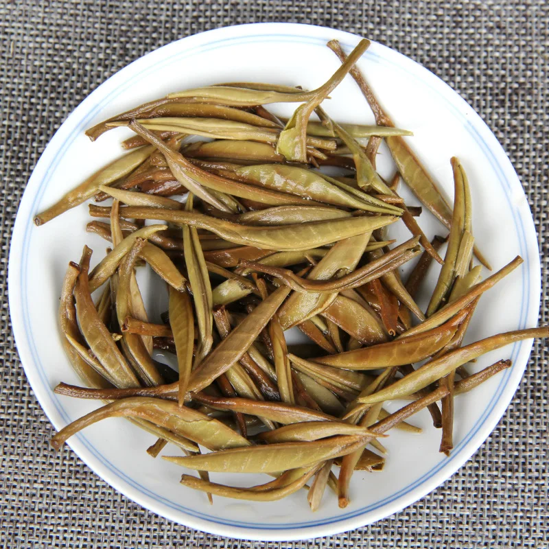 Чай Baihao Pu'er с серебряной иглой чай древним деревом одиночными бутонами белым